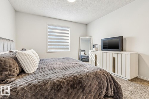 147 1520 Hammond Gate Gate, Edmonton, AB - Indoor Photo Showing Bedroom