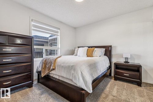 147 1520 Hammond Gate Gate, Edmonton, AB - Indoor Photo Showing Bedroom