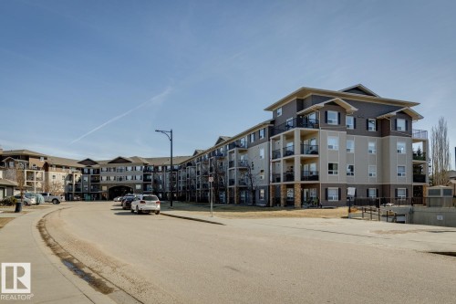 147 1520 Hammond Gate Gate, Edmonton, AB - Outdoor With Facade