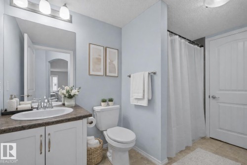60 604 62 Street, Edmonton, AB - Indoor Photo Showing Bathroom