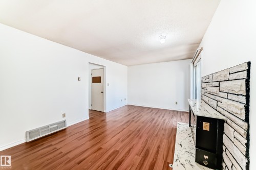 12054 25 Avenue, Edmonton, AB - Indoor Photo Showing Other Room