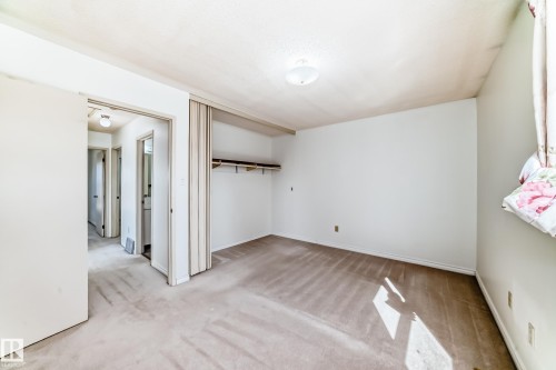 12054 25 Avenue, Edmonton, AB - Indoor Photo Showing Other Room