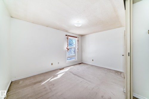 12054 25 Avenue, Edmonton, AB - Indoor Photo Showing Other Room