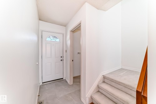 12054 25 Avenue, Edmonton, AB - Indoor Photo Showing Other Room