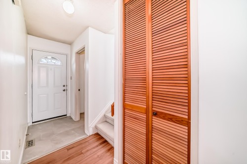 12054 25 Avenue, Edmonton, AB - Indoor Photo Showing Other Room