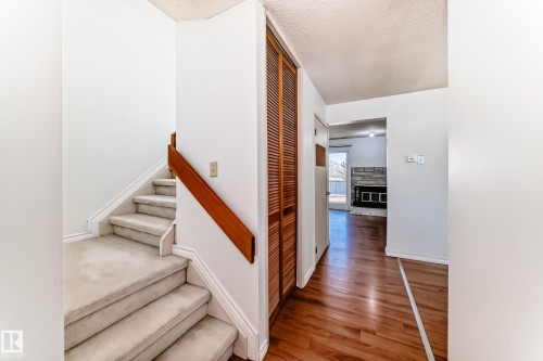 12054 25 Avenue, Edmonton, AB - Indoor Photo Showing Other Room