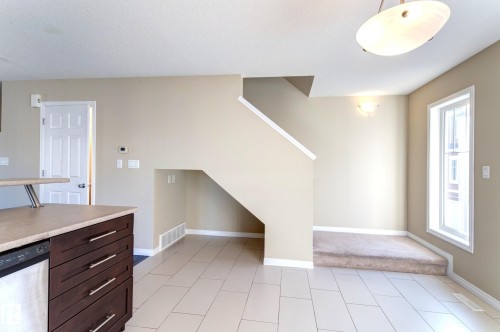 27 1623 Towne Centre Boulevard, Edmonton, AB - Indoor