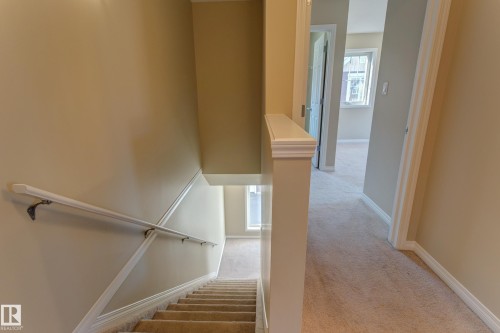 27 1623 Towne Centre Boulevard, Edmonton, AB - Indoor Photo Showing Other Room