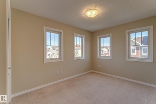 27 1623 Towne Centre Boulevard, Edmonton, AB - Indoor Photo Showing Other Room
