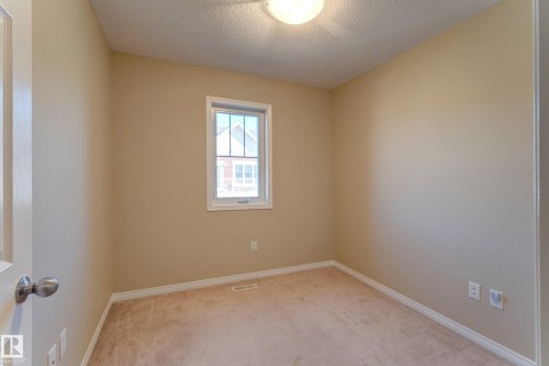 27 1623 Towne Centre Boulevard, Edmonton, AB - Indoor Photo Showing Other Room
