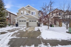 1712 64 Street  Edmonton, AB T6X 0M8