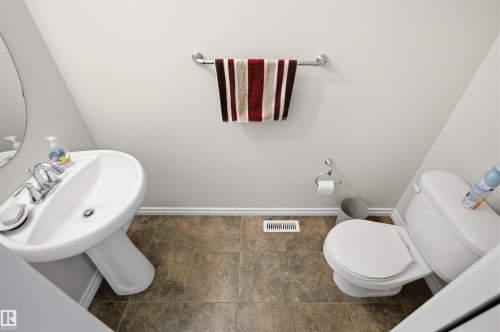 1712 64 Street, Edmonton, AB - Indoor Photo Showing Bathroom
