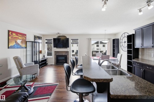 1712 64 Street, Edmonton, AB - Indoor With Fireplace
