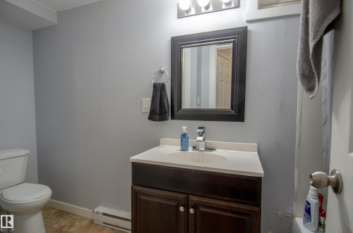 12904 90 Street, Edmonton, AB - Indoor Photo Showing Bathroom