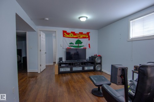 12904 90 Street, Edmonton, AB - Indoor