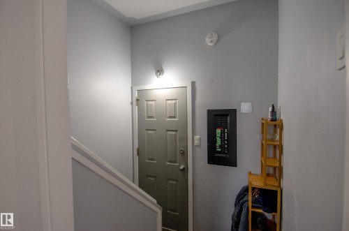 12904 90 Street, Edmonton, AB - Indoor Photo Showing Other Room