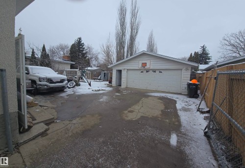 16912 110 Street, Edmonton, AB - Outdoor