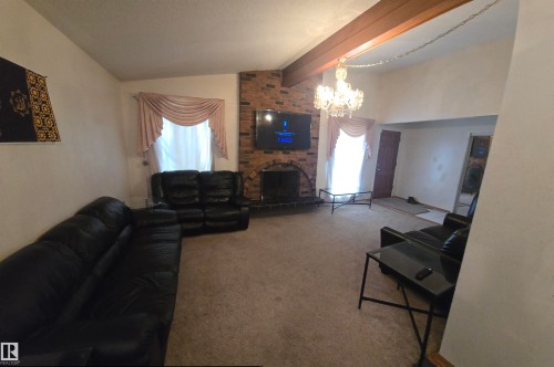 16912 110 Street, Edmonton, AB - Indoor Photo Showing Living Room With Fireplace