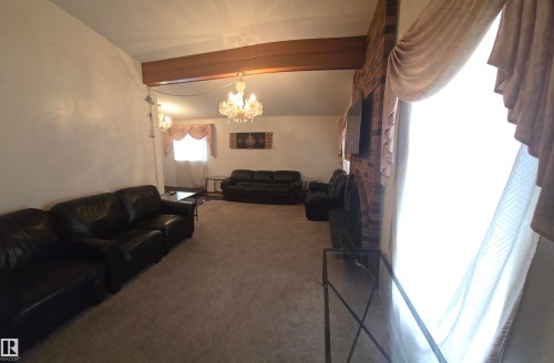 16912 110 Street, Edmonton, AB - Indoor