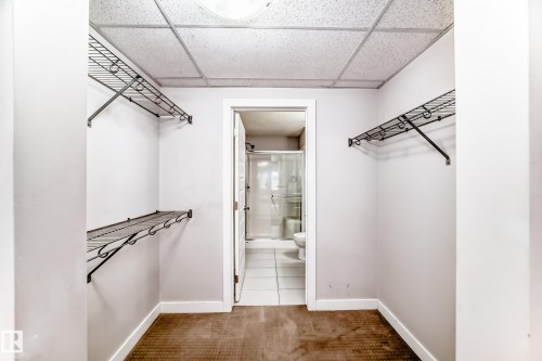 711 5151 Windermere Boulevard, Edmonton, AB - Indoor Photo Showing Other Room