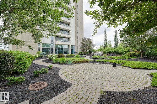 409 10883 Saskatchewan Drive, Edmonton, AB - Outdoor