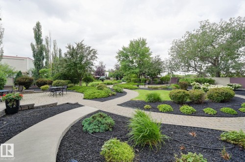 409 10883 Saskatchewan Drive, Edmonton, AB - Outdoor