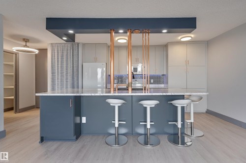 409 10883 Saskatchewan Drive, Edmonton, AB - Indoor Photo Showing Kitchen With Upgraded Kitchen
