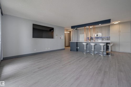 409 10883 Saskatchewan Drive, Edmonton, AB - Indoor