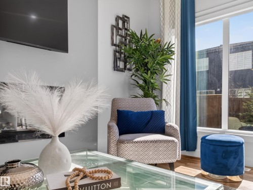 5546 Kootook Road, Edmonton, AB - Indoor