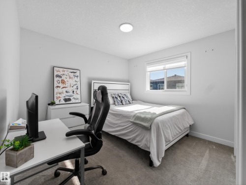 5546 Kootook Road, Edmonton, AB - Indoor Photo Showing Bedroom