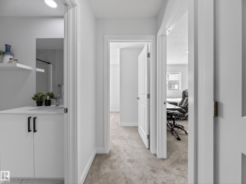 5546 Kootook Road, Edmonton, AB - Indoor Photo Showing Other Room