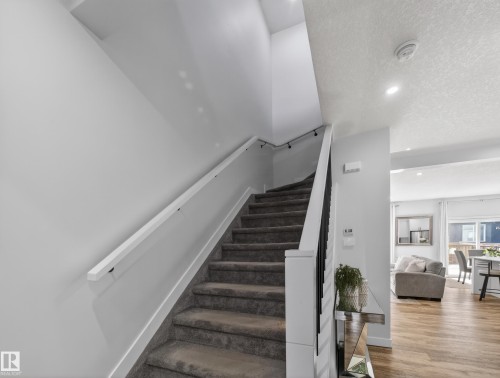 5546 Kootook Road, Edmonton, AB - Indoor Photo Showing Other Room