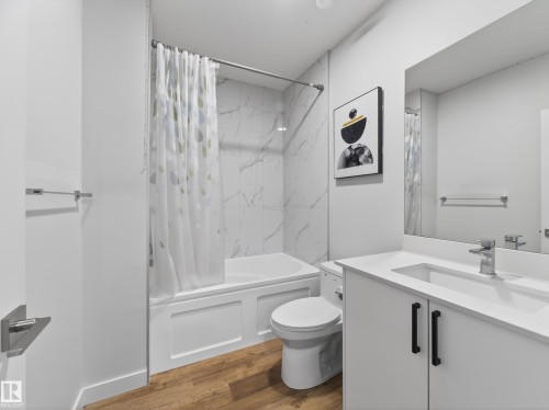 5546 Kootook Road, Edmonton, AB - Indoor Photo Showing Bathroom