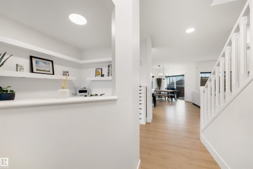 1322 Malone Place, Edmonton, AB - Indoor Photo Showing Other Room