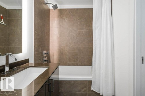 #3606 10360 102 St Nw, Edmonton, AB - Indoor Photo Showing Bathroom