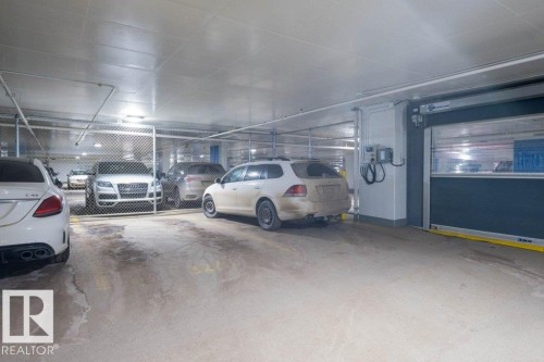#3606 10360 102 St Nw, Edmonton, AB - Indoor Photo Showing Garage