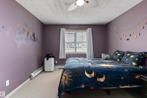 Edmonton, AB - Indoor Photo Showing Bedroom