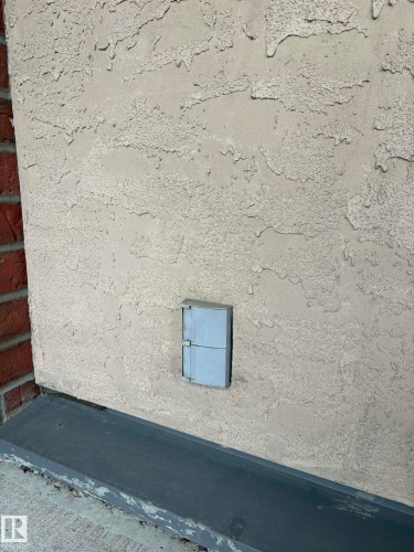 Edmonton, AB - Outdoor