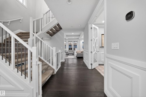 9037 24 Avenue, Edmonton, AB - Indoor Photo Showing Other Room