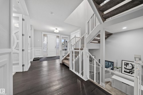 9037 24 Avenue, Edmonton, AB - Indoor Photo Showing Other Room