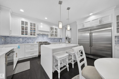 9037 24 Avenue, Edmonton, AB - Indoor Photo Showing Kitchen With Upgraded Kitchen