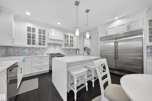 9037 24 Avenue, Edmonton, AB - Indoor Photo Showing Kitchen With Upgraded Kitchen
