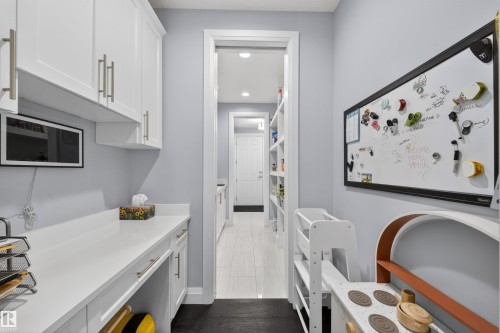 9037 24 Avenue, Edmonton, AB - Indoor Photo Showing Other Room