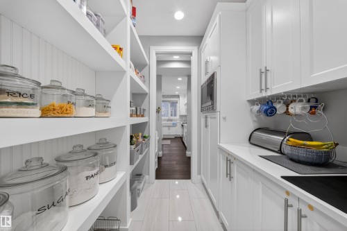 9037 24 Avenue, Edmonton, AB - Indoor Photo Showing Kitchen