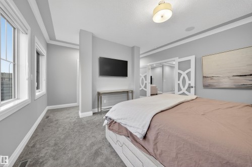 9037 24 Avenue, Edmonton, AB - Indoor Photo Showing Bedroom
