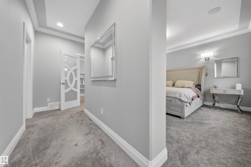 9037 24 Avenue, Edmonton, AB - Indoor