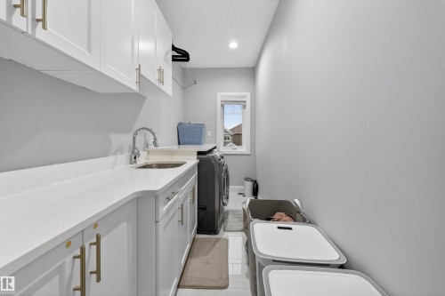 9037 24 Avenue, Edmonton, AB - Indoor Photo Showing Laundry Room