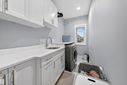 9037 24 Avenue, Edmonton, AB - Indoor Photo Showing Laundry Room