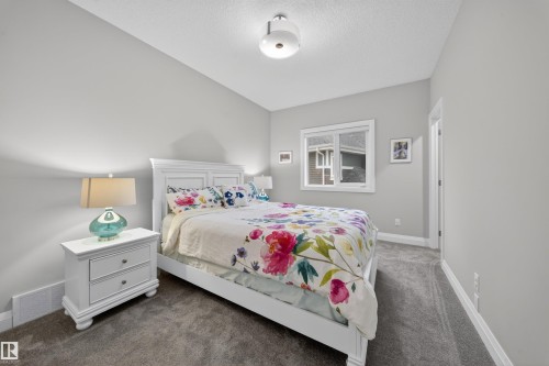 9037 24 Avenue, Edmonton, AB - Indoor Photo Showing Bedroom