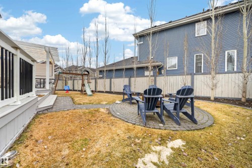 9037 24 Avenue, Edmonton, AB - Outdoor
